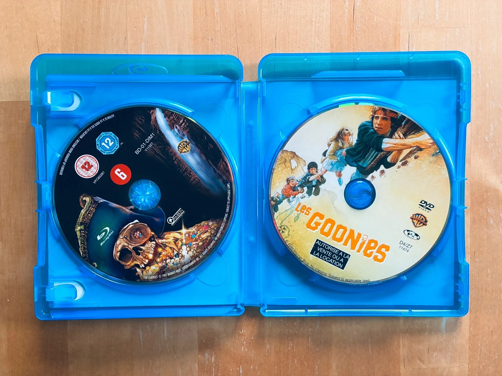 Combo Blu-ray DVD Os Goonies de Richard Donner. – photo 2